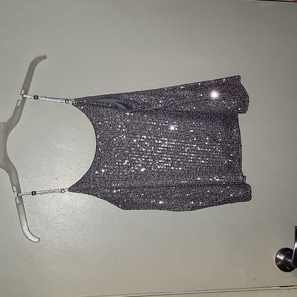 MEG AND MARGOT Silver Sequin Tank Top, Size L, EUC - Picture 3 of 4